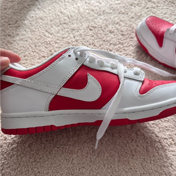 Red and white Nike Dunks. Womens size 7. - Picture 3 of 4